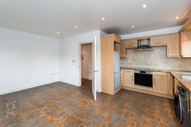4 Midway Court, The Straight Mile, Hereford photo 3