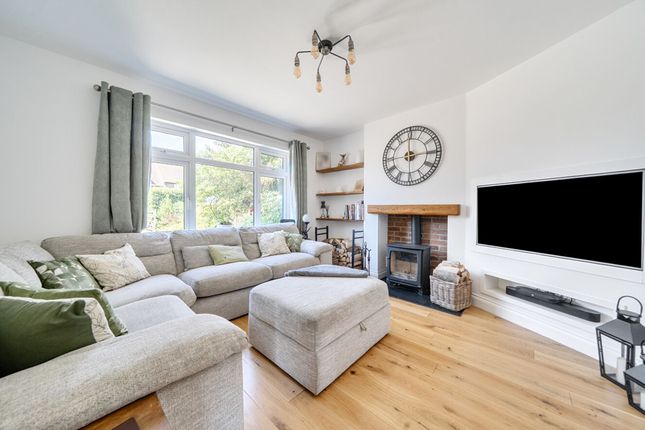 4 Cedar Cottages Newbridge Road East, Billingshurst photo 3