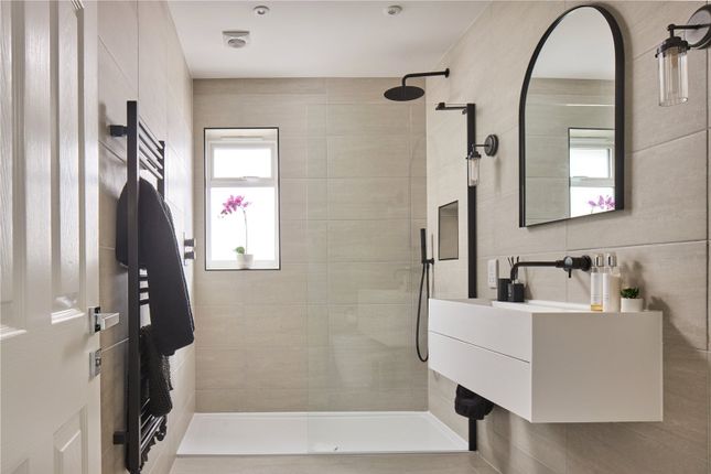 En Suite Shower Room