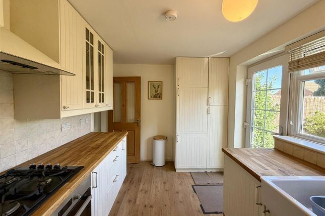 53, Eastbourne Avenue, Stevenage photo 4