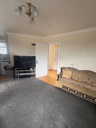 1055-57, Leeds Road, Bradford photo 4