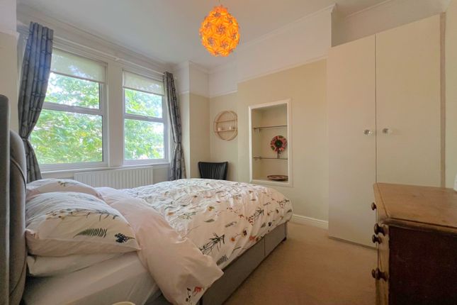 51a Cowper Road, Wimbledon photo 3