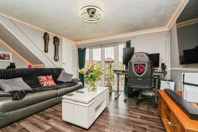 24, Bramble Lane, Gloucestershire photo 3
