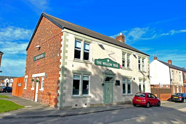 Thumbnail Pub/bar for sale in Plessey Road, Blyth