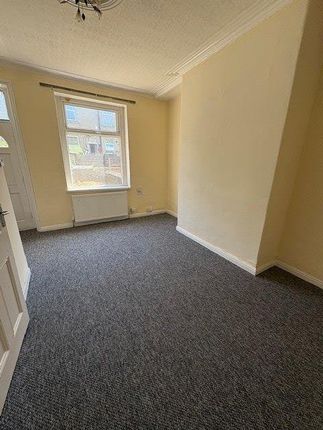 42, Lonsdale Street, Bradford photo 3