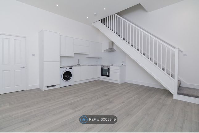 Flat A, Bouverie Road West, Folkestone photo 4