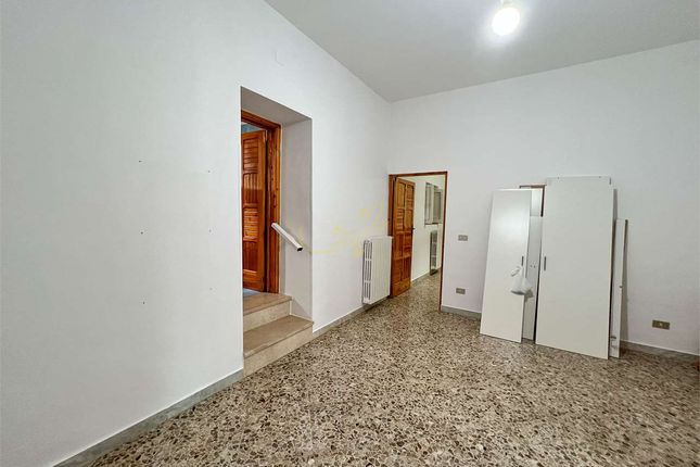 Villa for sale in Monopoli, Puglia, 70043, Italy