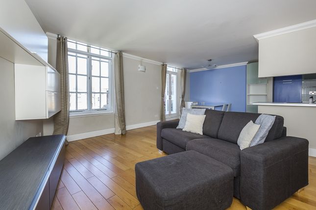 Flat E, Hart House, 8-9, Giltspur Street, London photo 2