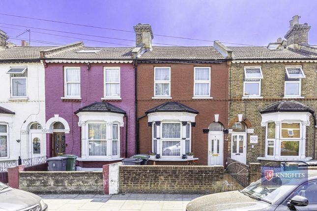 14, Bromley Road, Tottenham photo 3