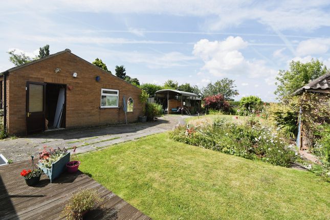 Bungalow for sale in Doddington Road, Whisby, Lincoln, Lincolnshire