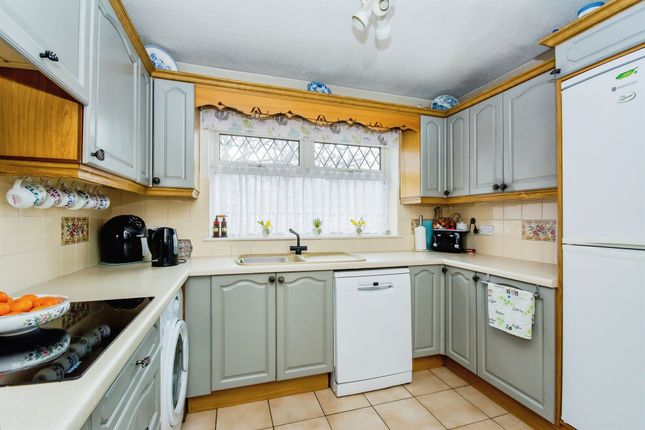 109, Harecroft Road, Wisbech photo 4