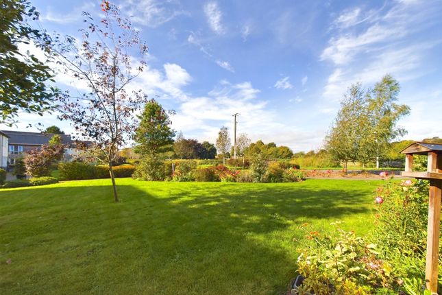 Flat for sale in Flat, The Paddocks, Shipton Road, Milton-Under-Wychwood, Chipping Norton