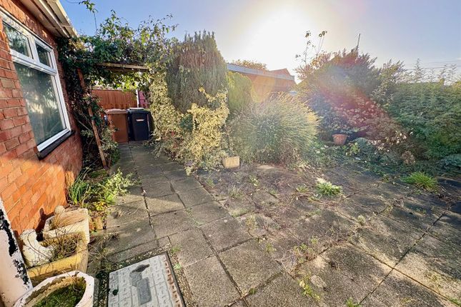 10, Caldecote Close, Peterborough photo 4