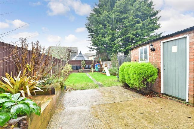 Terraced house for sale in Pondfield Lane, Brentwood, Essex