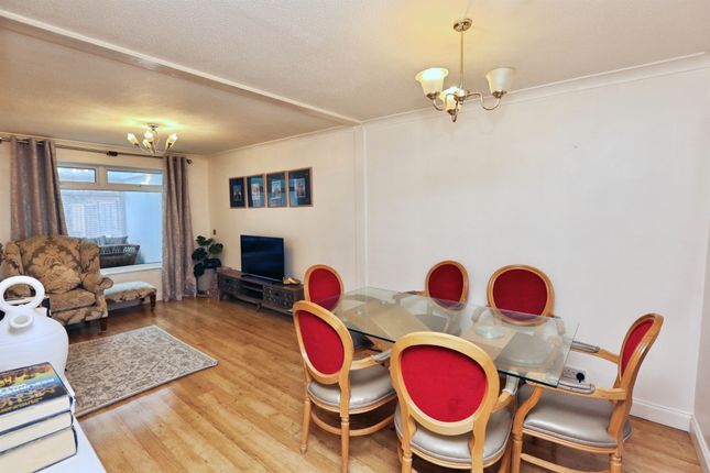 31, Vian Close, Gosport photo 2