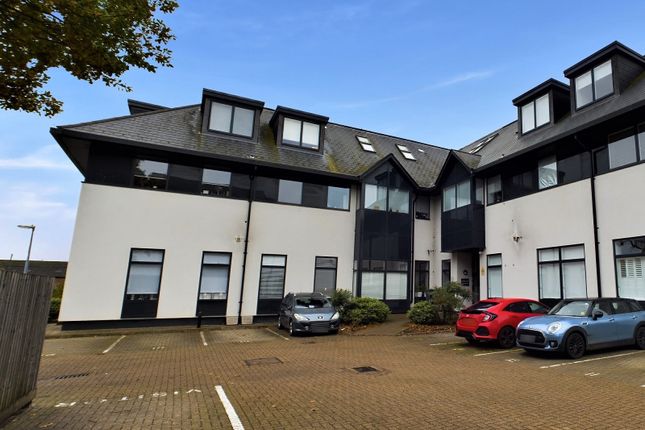 Flat for sale in Challenge Court, Leatherhead