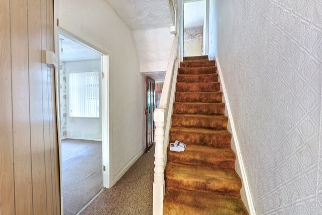 56, School Street, Tirphil photo 4