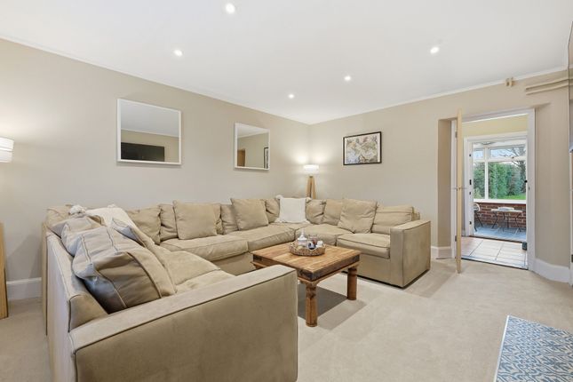 Dale Tree Cottage, 42, Bury Road, Bury St. Edmunds photo 3