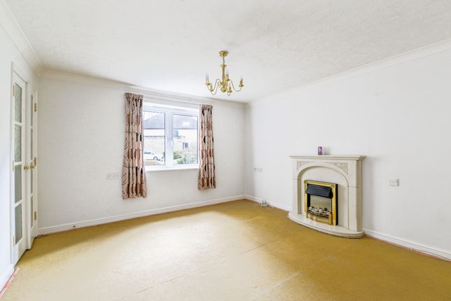 6 Sutton Court,, Beech Street, West Yorkshire photo 2