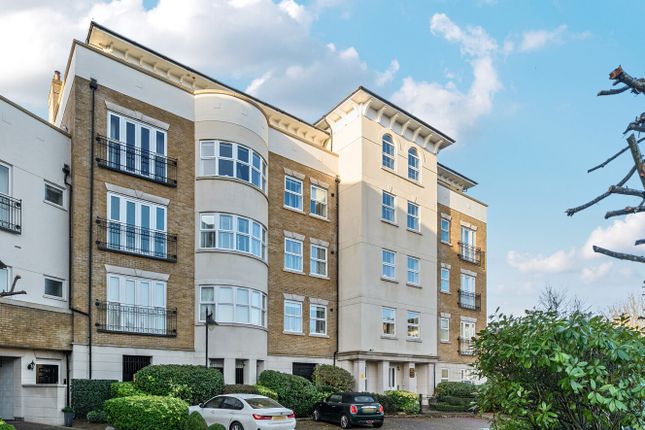 3-bed flat on Flat 8, Clearwater House,, Brockwell Avenue, Beckenham, £1,100,000