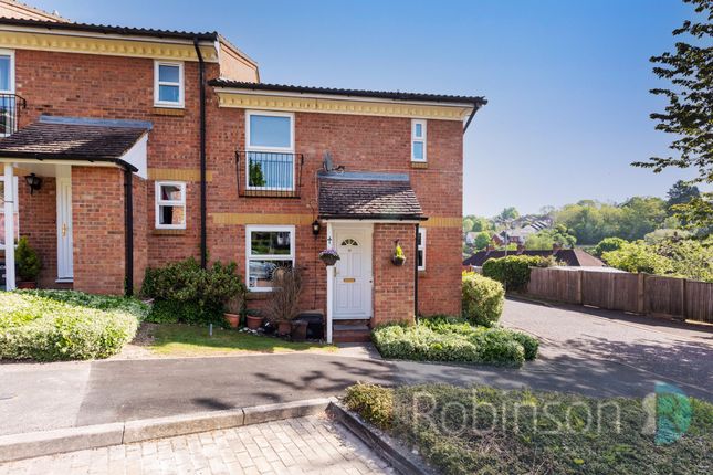 Thumbnail Flat for sale in Lower Furney Close, High Wycombe, Buckinghamshire