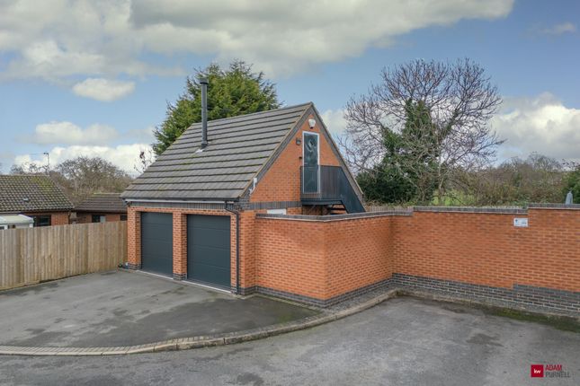 Detached house for sale in Caldon Close, Hinckley, Leicestershire
