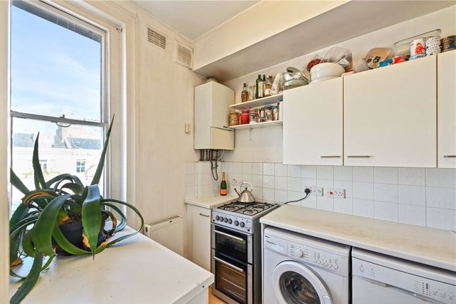 Flat 4, 47, Palace Gardens Terrace, London photo 3