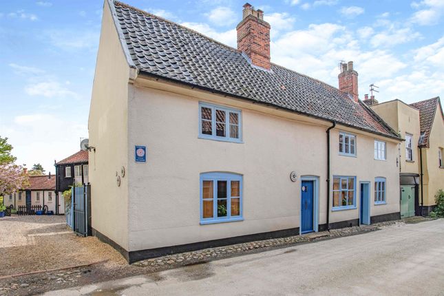 Thumbnail Property for sale in Hungate Street, Aylsham, Norwich