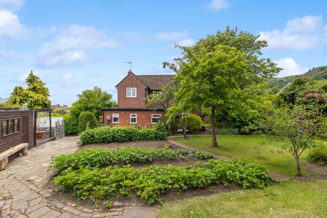 93, Cowleigh Bank, Malvern photo 4