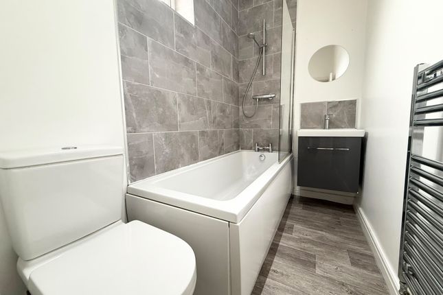 4B BARNSLEY ROAD, WOMBWELL photo 5