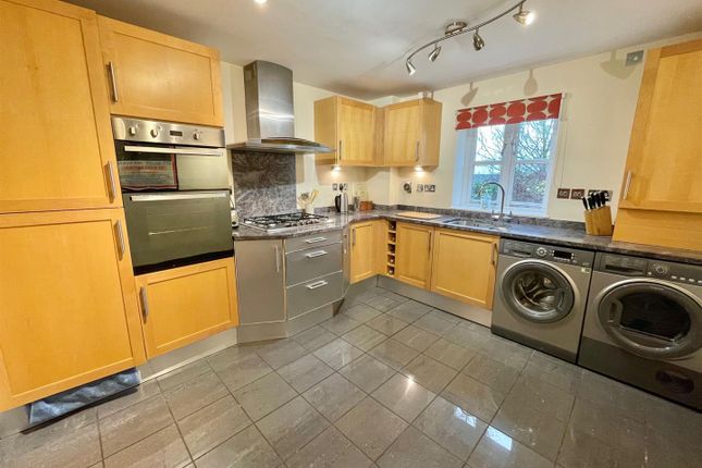 8, Wye House Corbar Road, Buxton photo 2