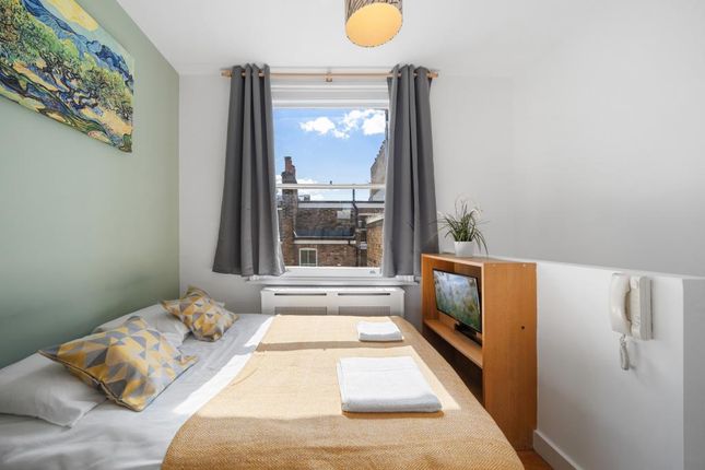 Flat 7, 31 Fairholme Road, West Kensington photo 3