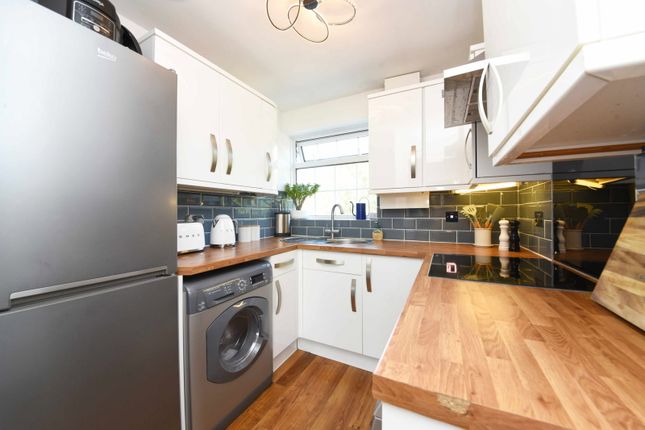 Kingfisher Court,Flat 24, Mount View, Enfield photo 2