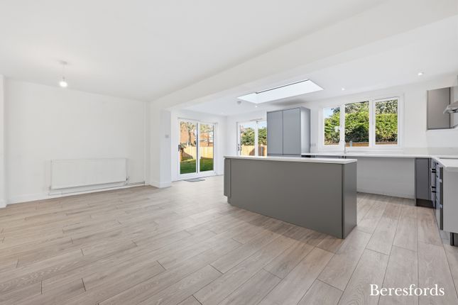 9, Claypits Road, Chelmsford photo 4