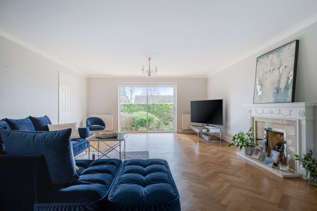 14, Friths Drive, Reigate photo 2