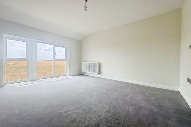 1 Carver C, Huntingdon photo 5