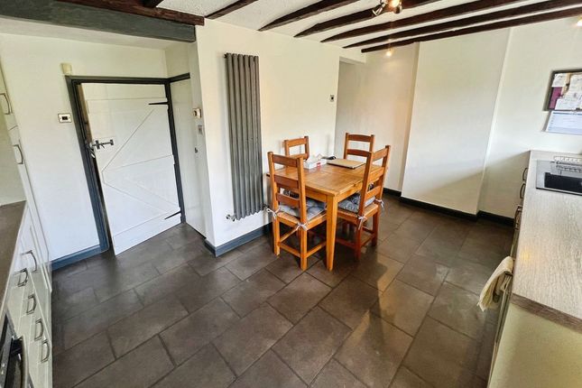 638, Bradshaw Road, Bolton photo 4