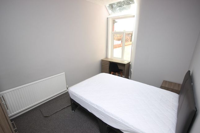 Thumbnail Shared accommodation to rent in Welford Street, Salford