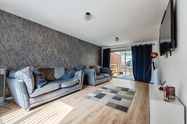 26, Sloane Way, Thetford photo 4