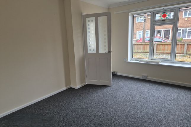 25, Milford Grove, Kingston upon Hull photo 2
