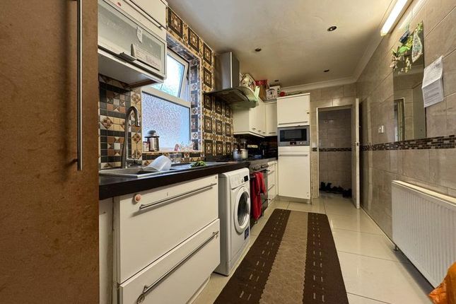 13, Norman Road, Luton photo 4
