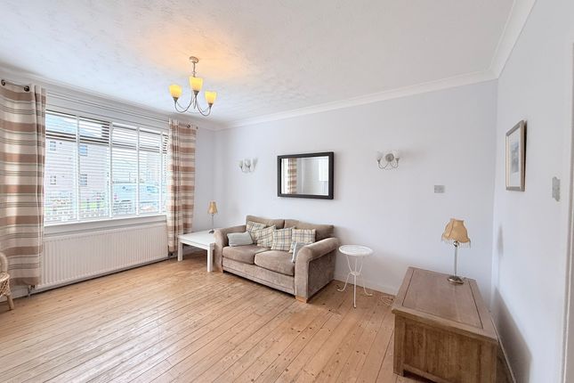 78, Merchiston Avenue, Falkirk photo 4