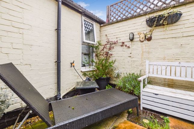 End terrace house for sale in Vine Street, Stamford