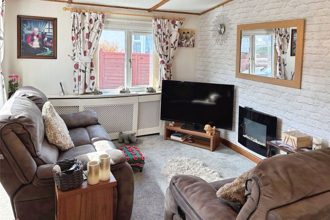 23 Gwel Ryan,, Croft Farm Park, Bodmin photo 3