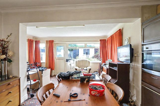 16, Winfield Road, Rotherham photo 2