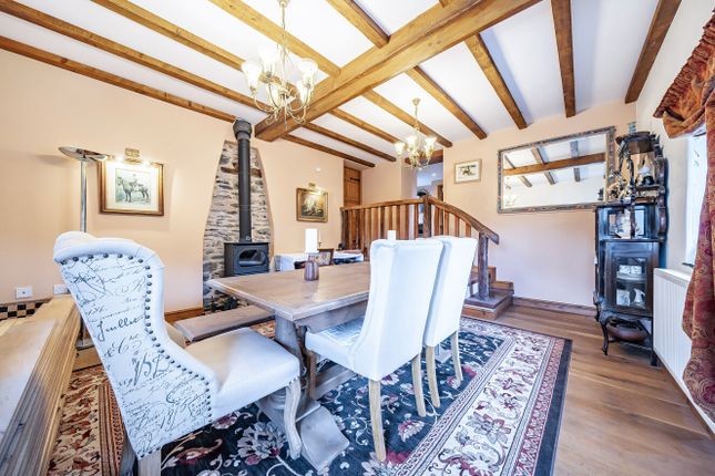 1361052-10-68E7E9...