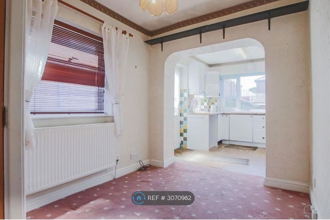 Collingwood Drive, Swinton, Manchester photo 5