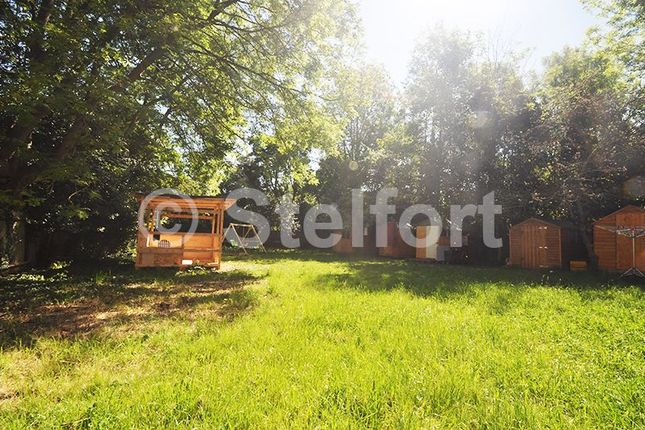 Flat 19, 10 Colney Hatch Lane, London photo 4