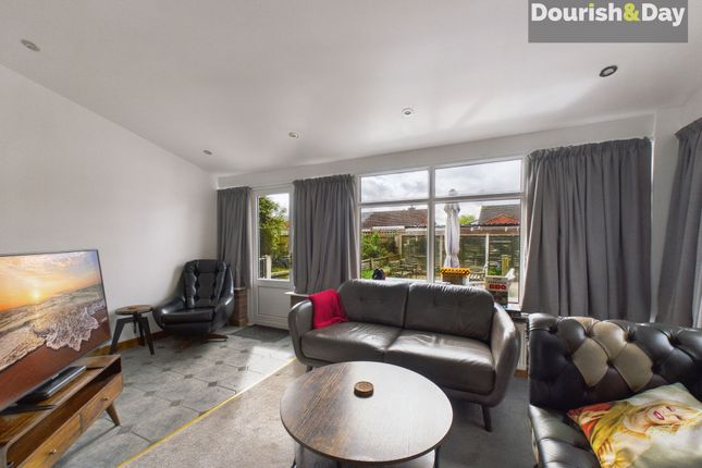 8 Windsor Drive, Market Drayton photo 2