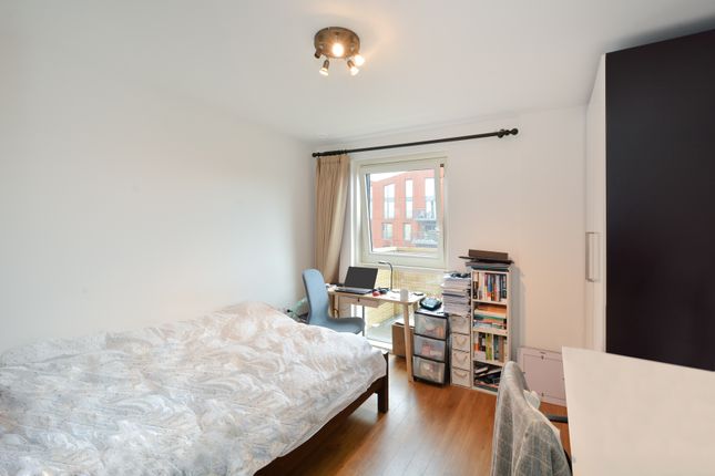 Flat to rent in Nyland Court, Greenland Place